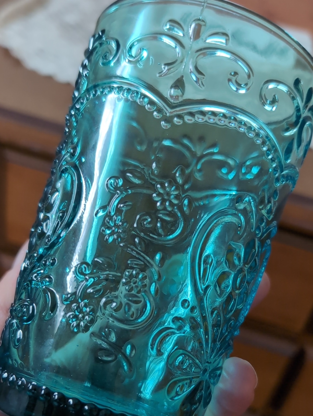 Pioneer Woman Amelia Teal Blue Embossed Glass Tumbler Set - Home Dining 15oz Set - Picture 9 of 9